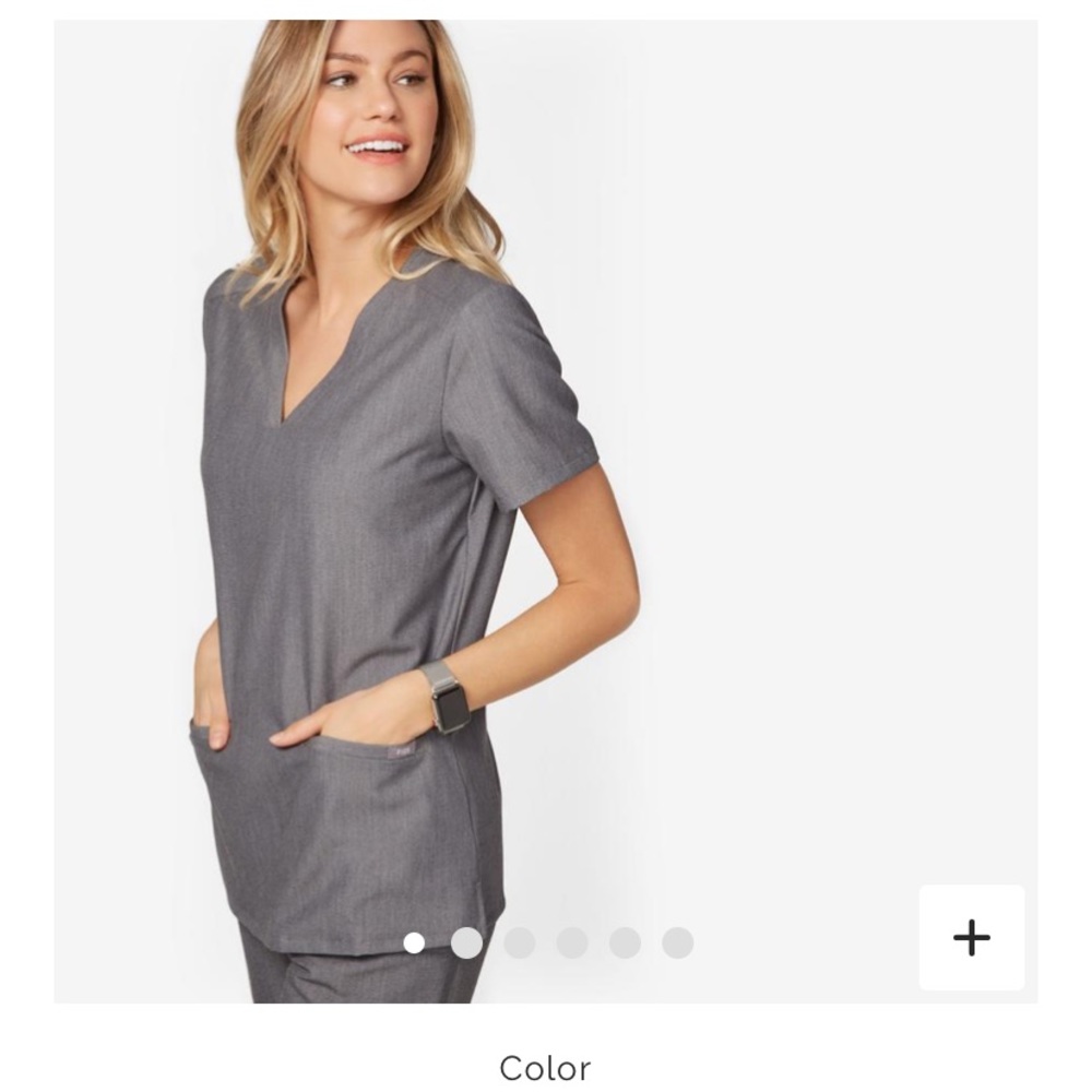 Casma figs scrub top graphite small